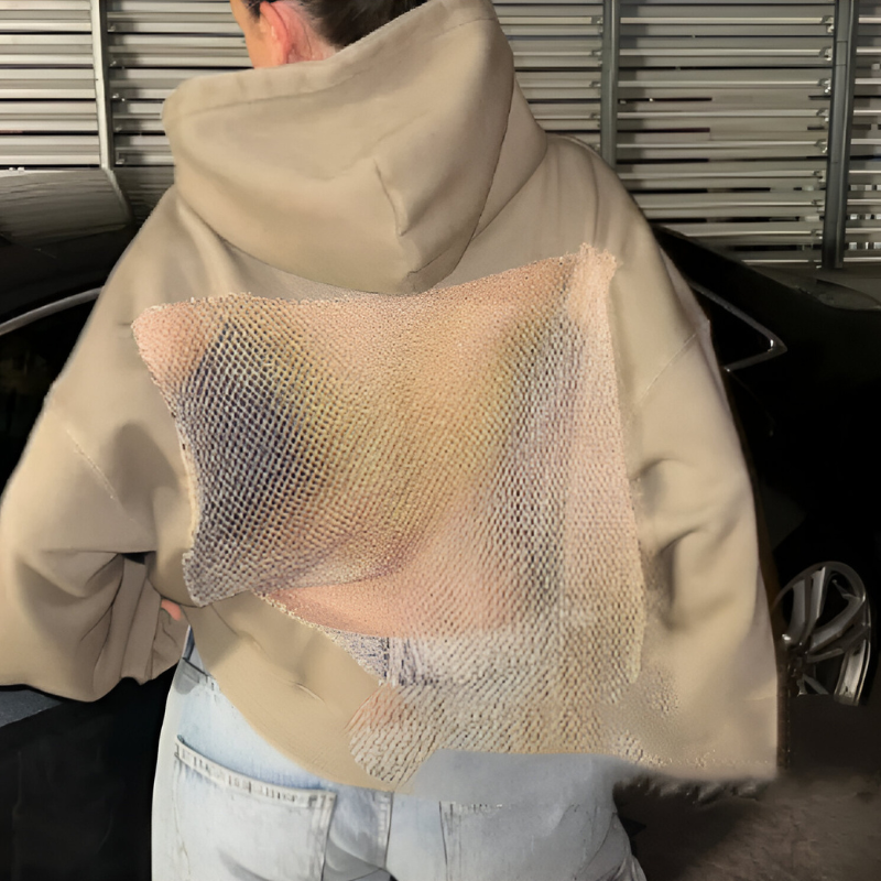 Lirane™ | Stijlvolle Trui met Kristalrug