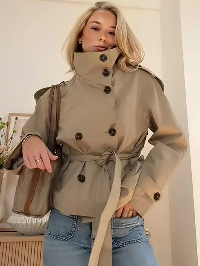 Sira™ | Stijlvolle korte trenchcoat
